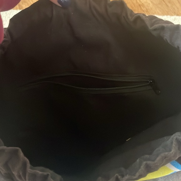 University of Delaware drawstring bag - Picture 5 of 5